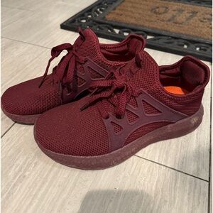 ZOCANIA red running shoes size 7.5